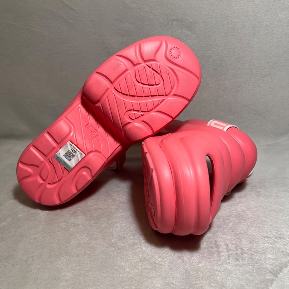 UGG  Women's Size 9 Platform Aww Yeah Strawberry Cream Slingback Sandals Shoes - Picture 5 of 8